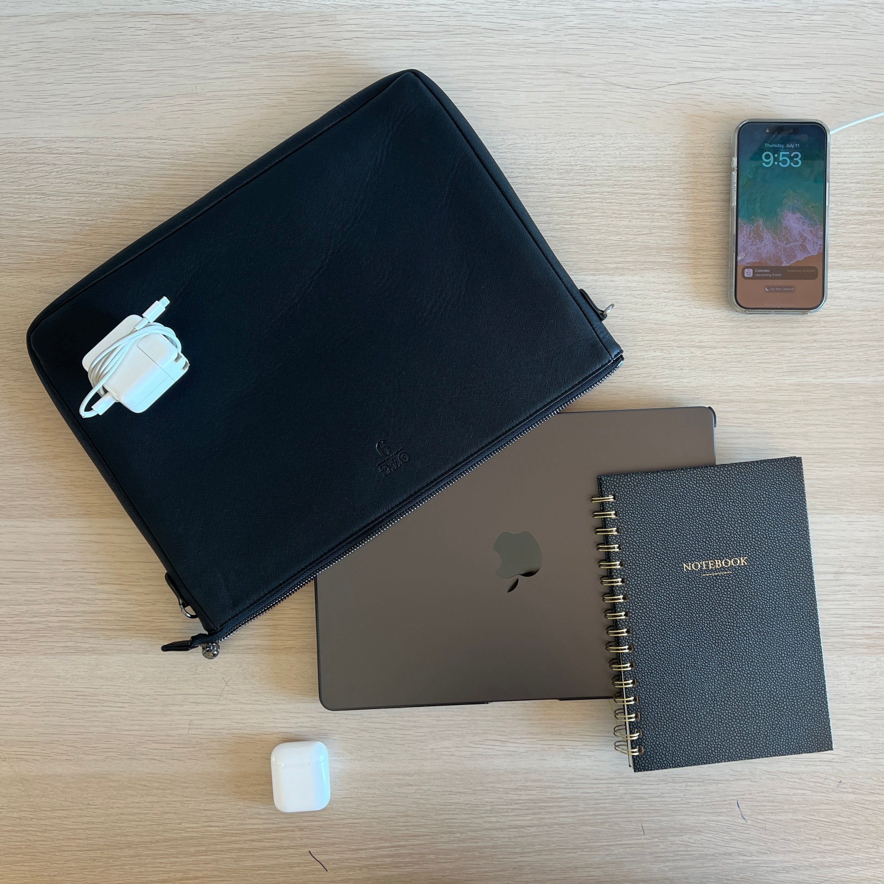 #9 Black Padded Crossbody Techie