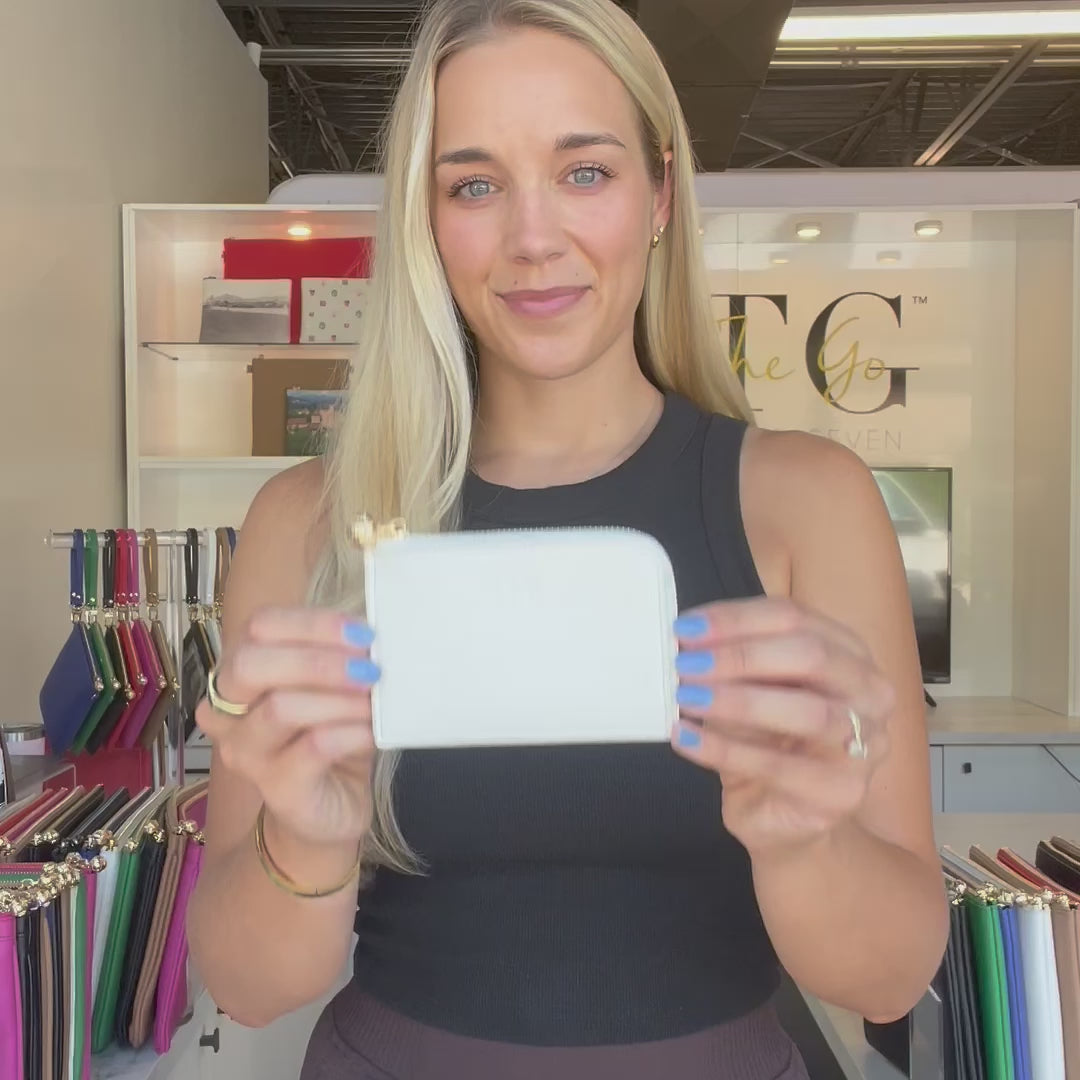 Load video: Card Case White